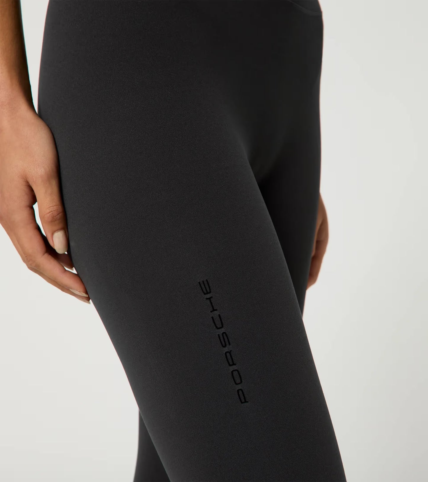 Leggings – Porsche Cayenne Electric Lifestyle